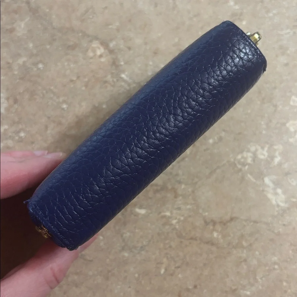 Elegant Navy Blue Faux Leather Card Holder with Brass Bee Accent